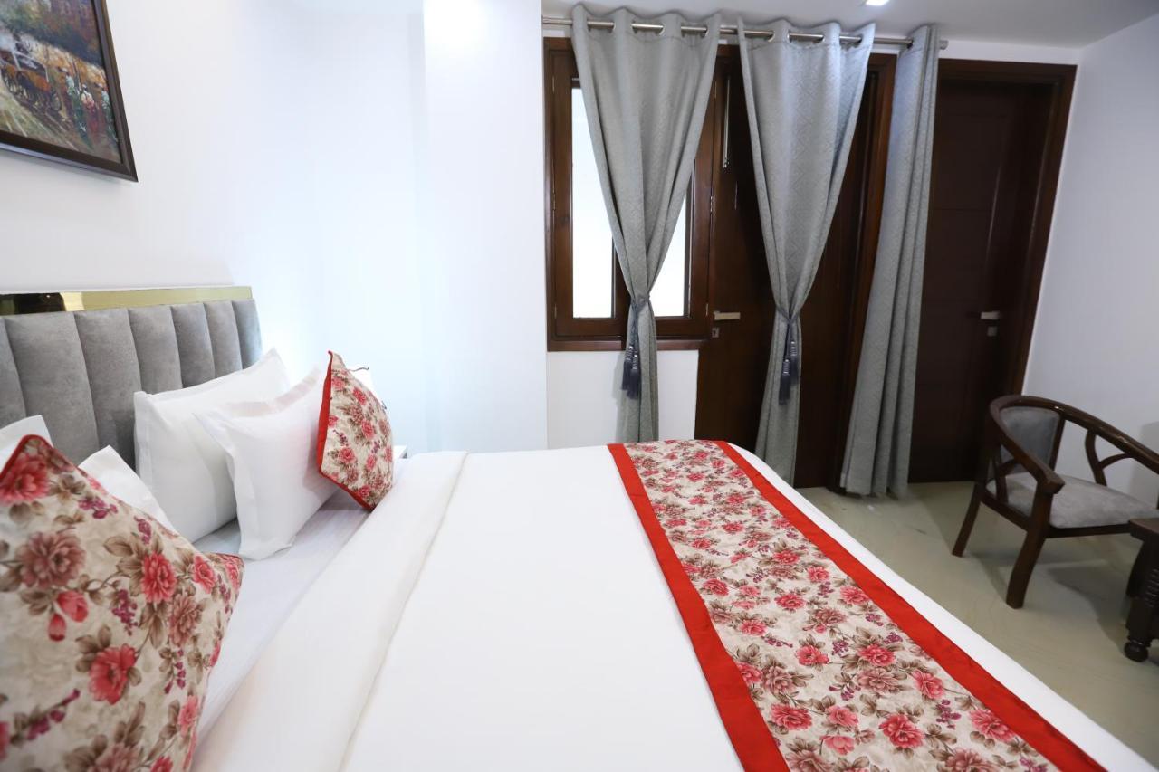 Hotel Nature View Green Park Metro Couple Friendly New Delhi Exteriör bild