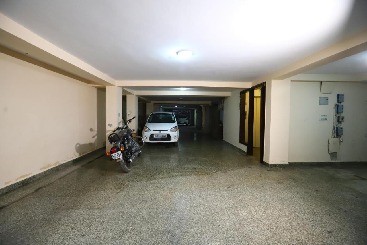 Hotel Nature View Green Park Metro Couple Friendly New Delhi Exteriör bild