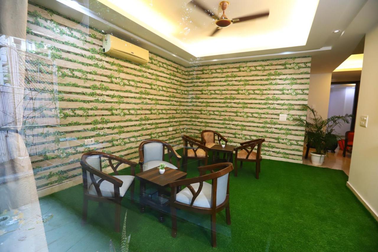 Hotel Nature View Green Park Metro Couple Friendly New Delhi Exteriör bild
