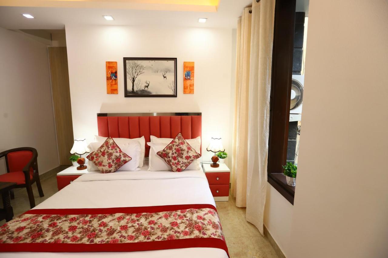 Hotel Nature View Green Park Metro Couple Friendly New Delhi Exteriör bild